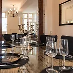 公寓 Mana - Matahina Avec Vue Superbe Sur La Place Ducale Et Parking Prive Inclus
