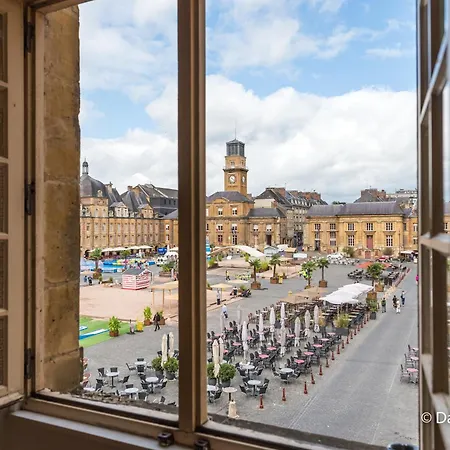 公寓 Mana - Matahina Avec Vue Superbe Sur La Place Ducale Et Parking Prive Inclus