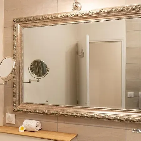 아파트 Mana - Matahina Avec Vue Superbe Sur La Place Ducale Et Parking Prive Inclus Charleville-Mézières